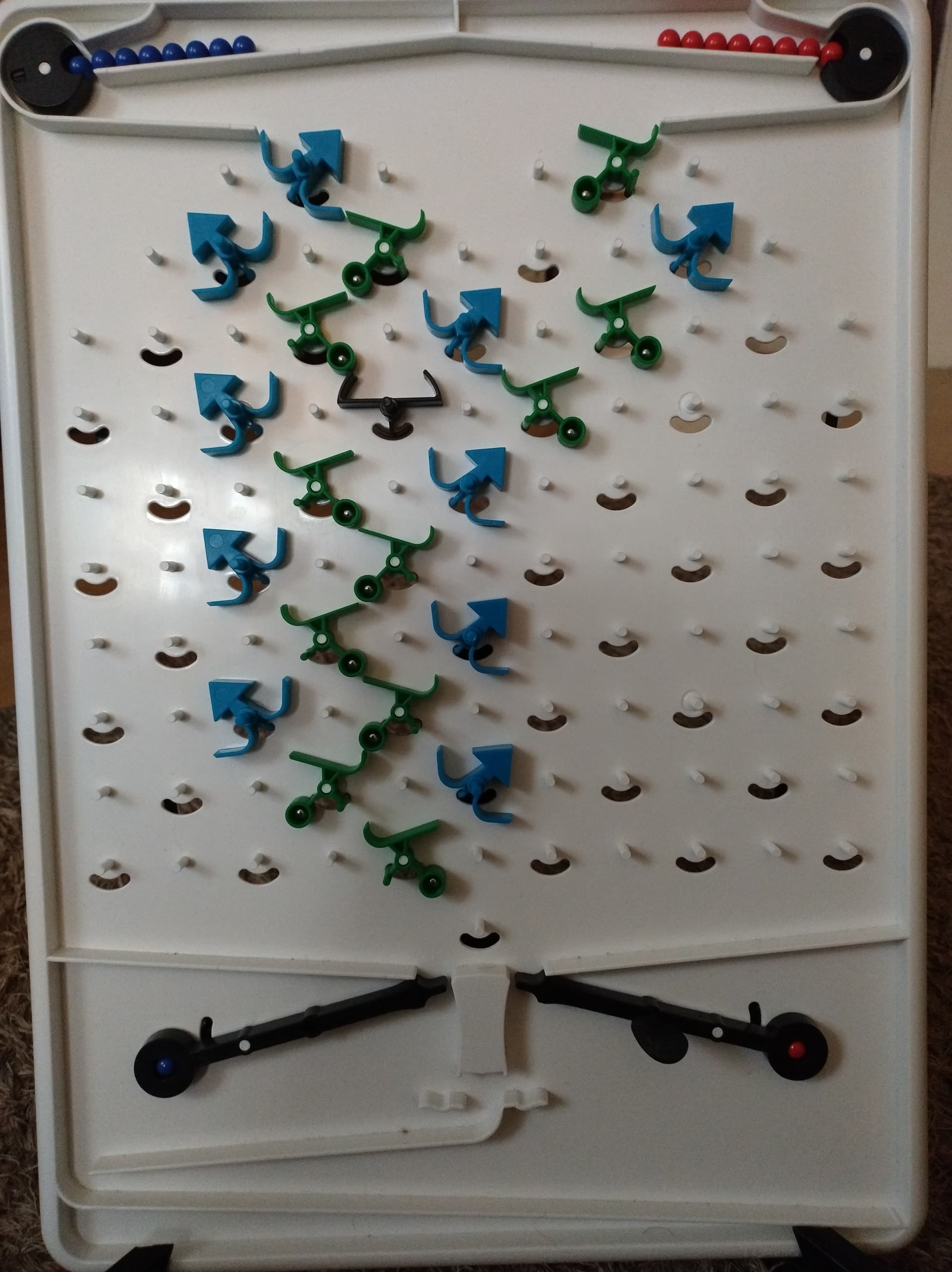 17565682267958498020911892542079